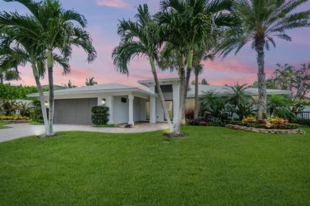 401 S Lyra Circle