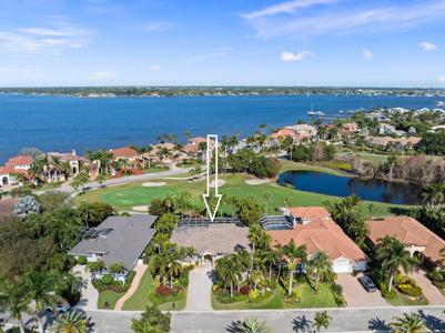 119 SW Hatteras Court