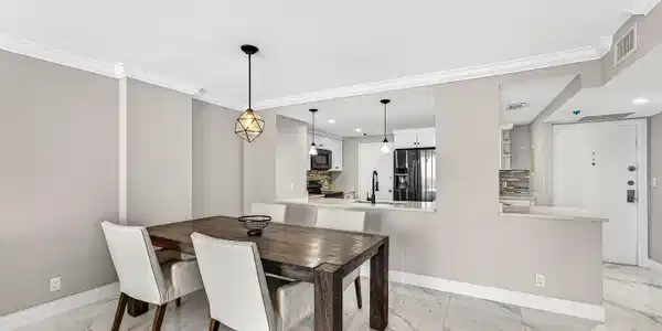 Image 4: 002-1150HillsboroMile-508-HillsboroBeach