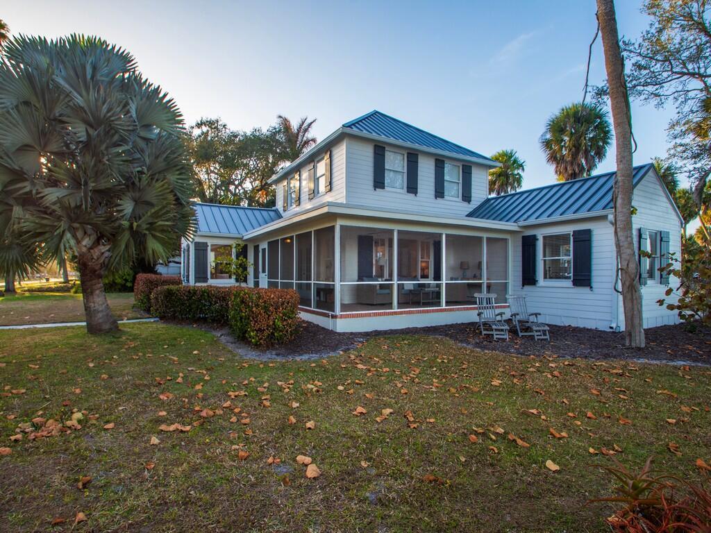 Image 4: Exterior of house