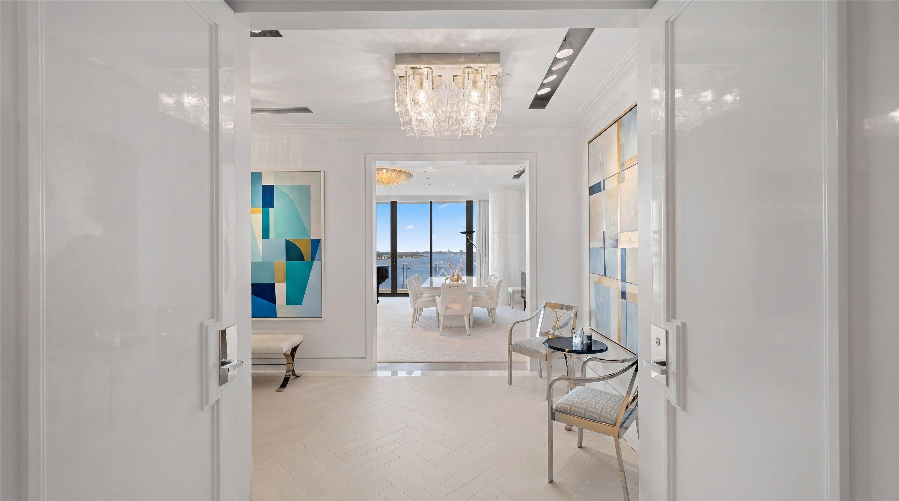 Image 2: Foyer