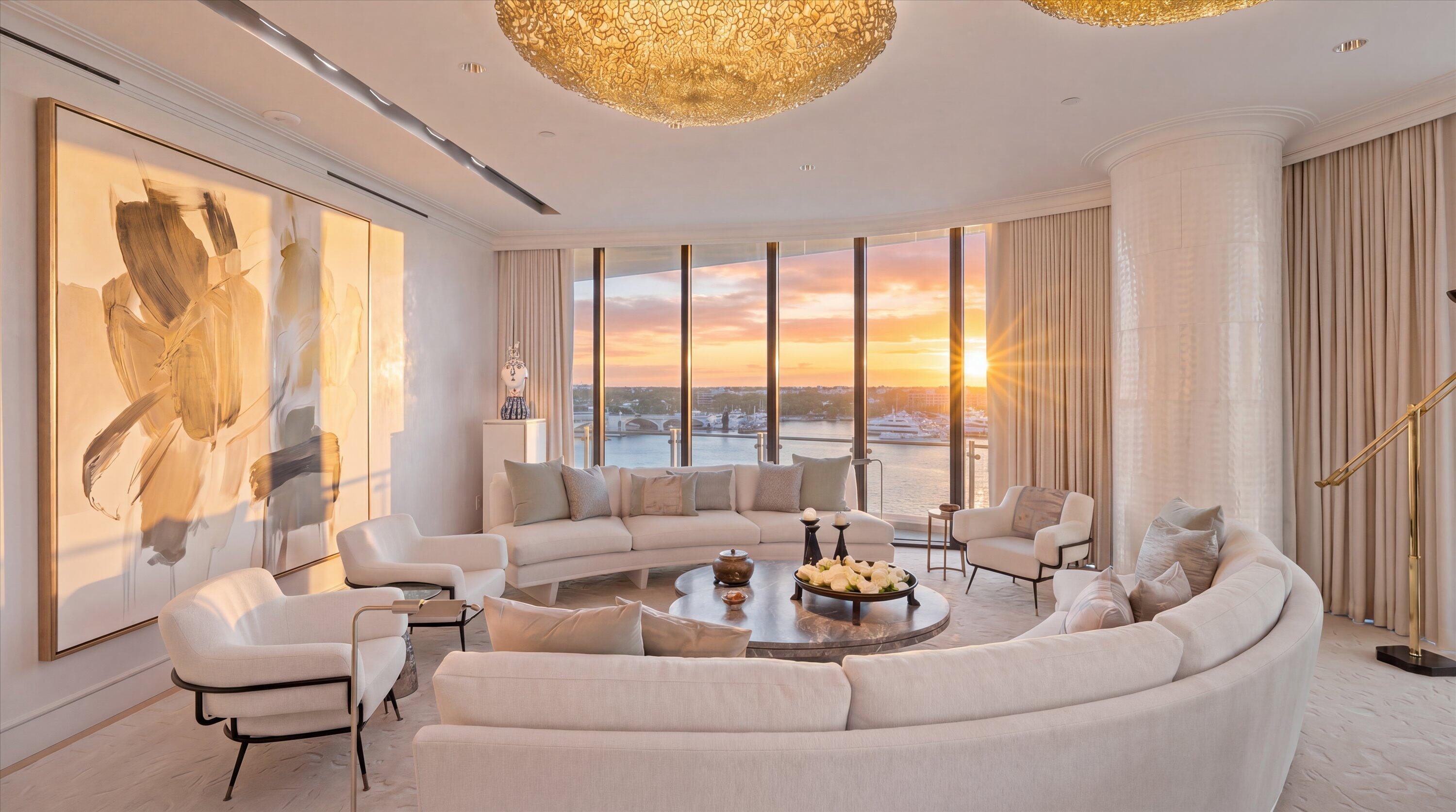 Image 4: Living Room
