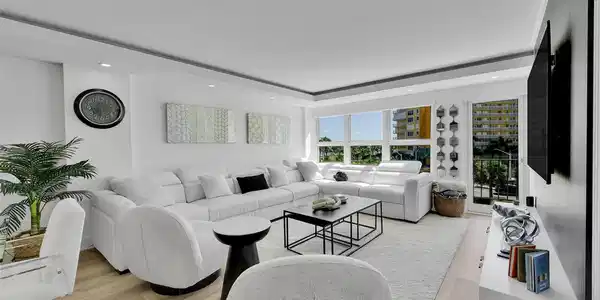 405 N Ocean Boulevard