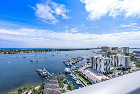 2 Water Club Way