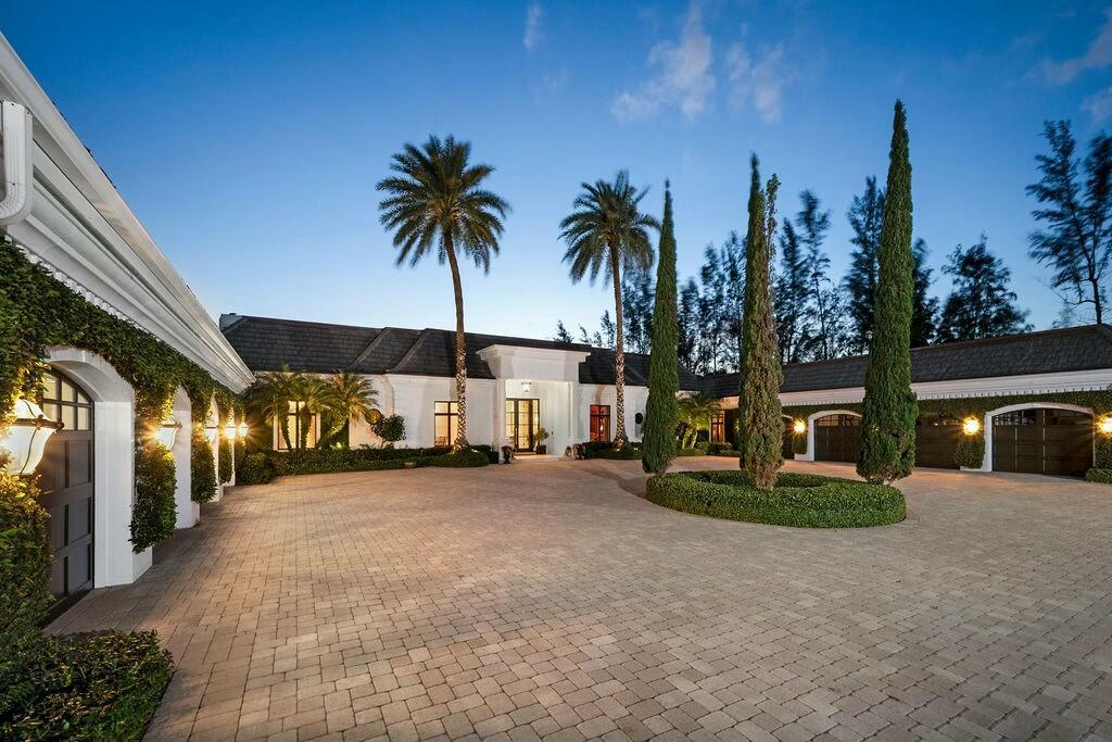 Image 2: 100 Harbor Way