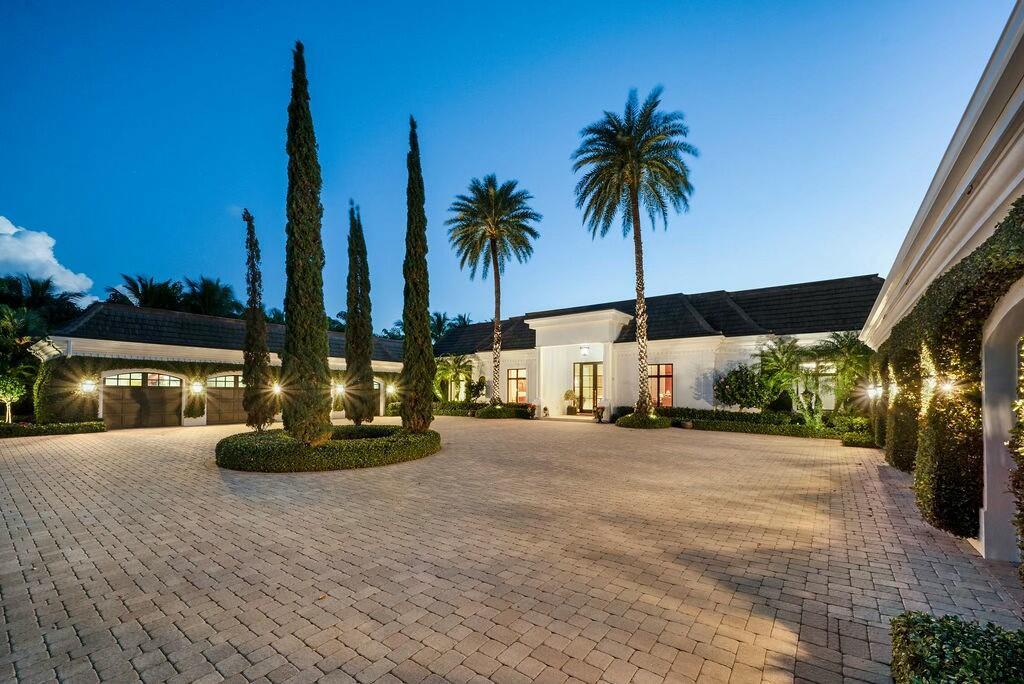 Image 3: 100 Harbor Way