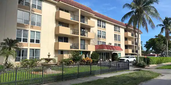 1000 Spanish River Road