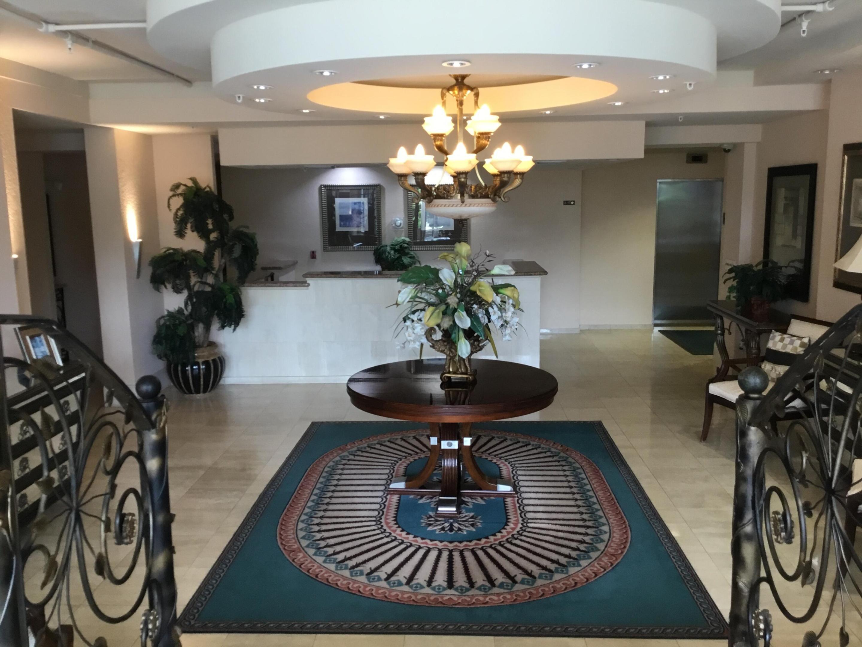 Image 3: LOBBY