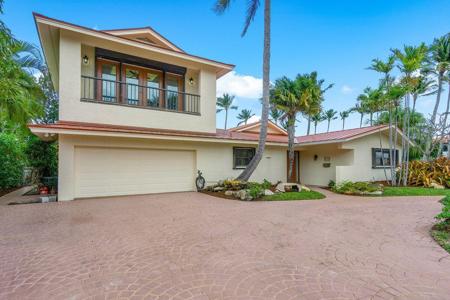 130 Riviera Drive