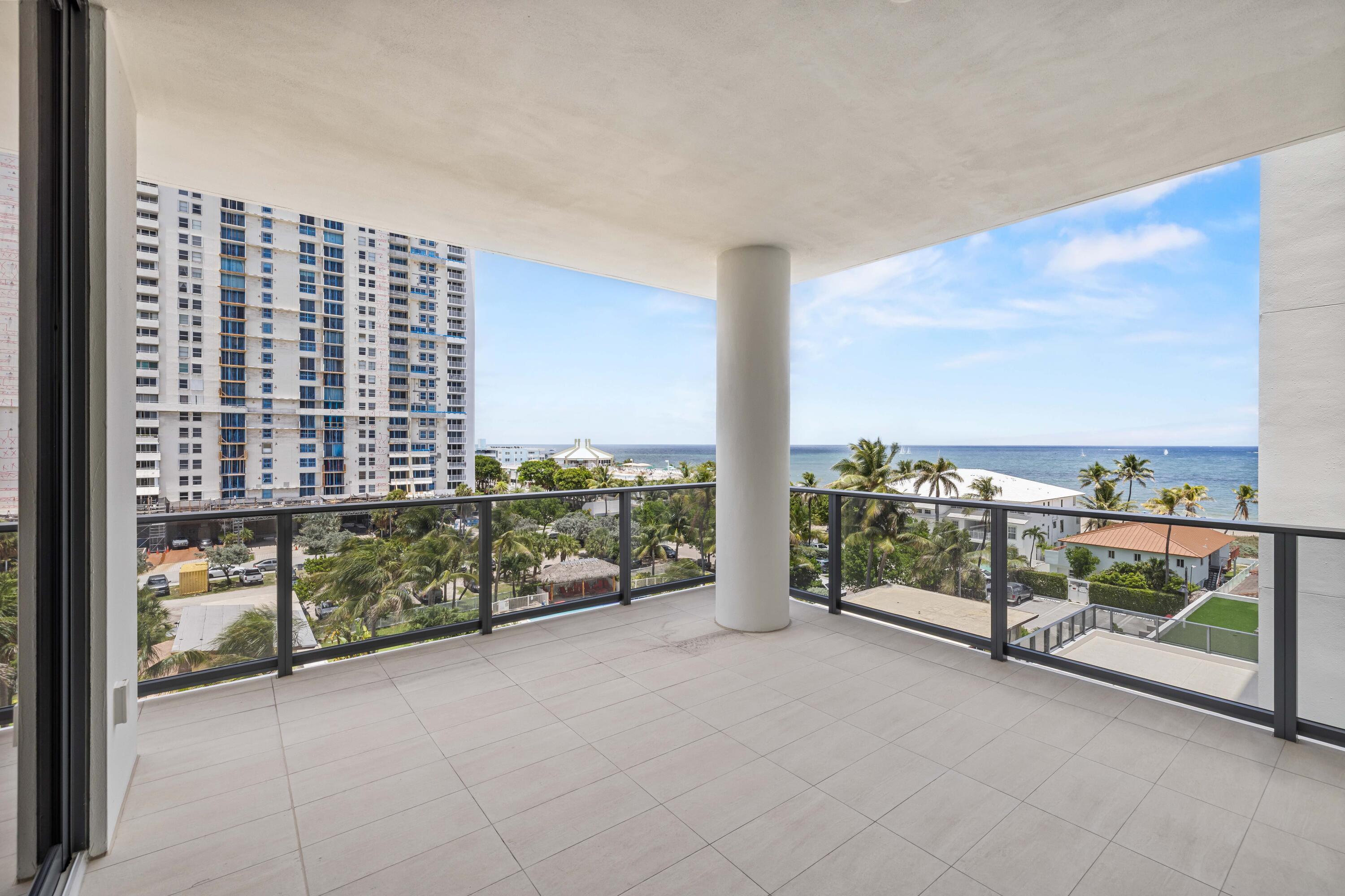 Image 1: Beautiful Ocean & City Views Salato Residence #506