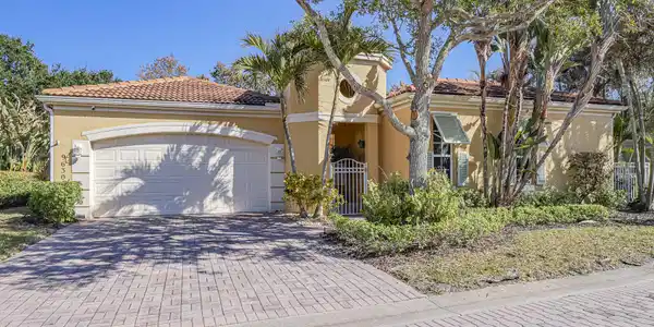 9630 E Maiden Court