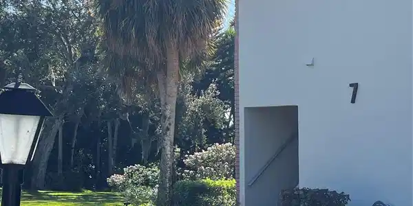 7 Vista Gardens Trl