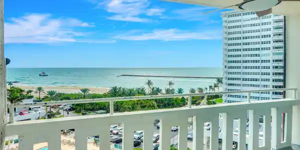 2000 S Ocean Dr