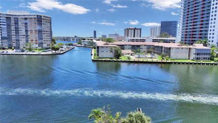 1817 S Ocean Drive