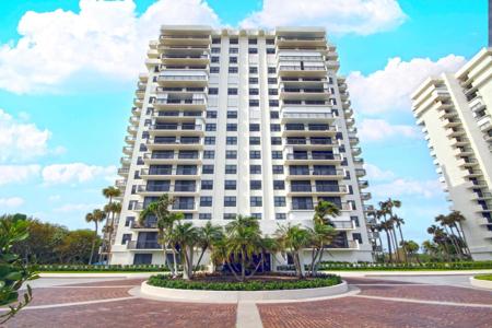 2001 N Ocean Boulevard