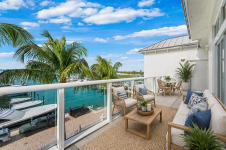 180 Lake Drive