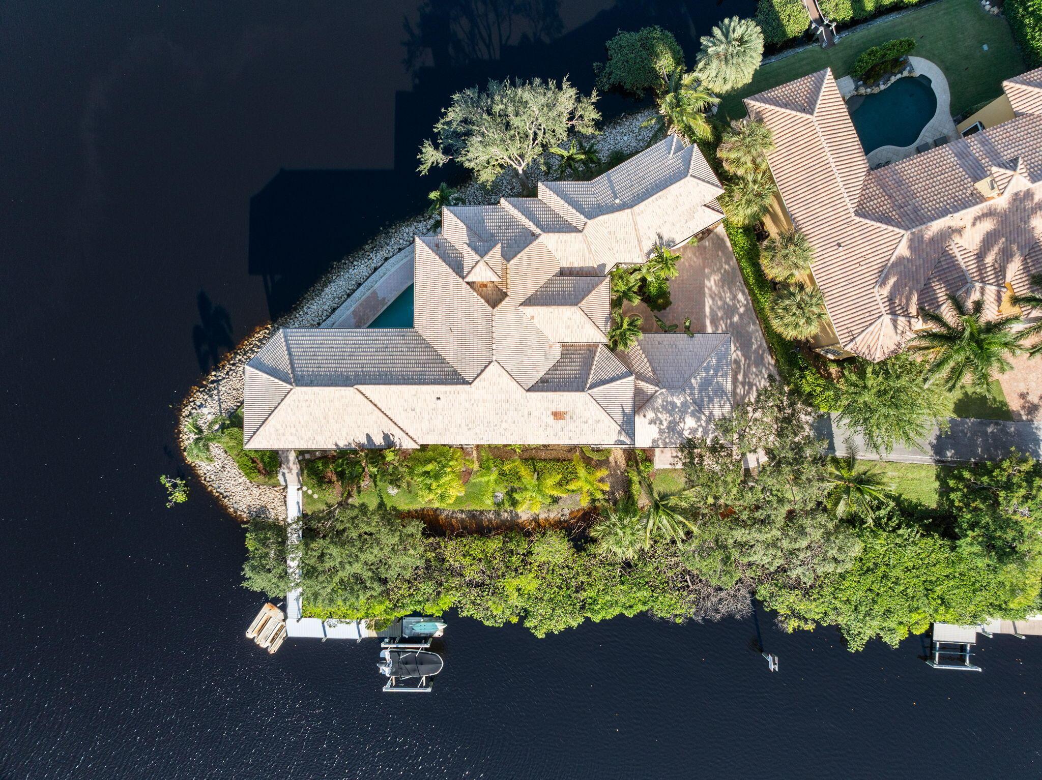 Image 3: Point Lot with Panoramic view of the Loxahatchee R
