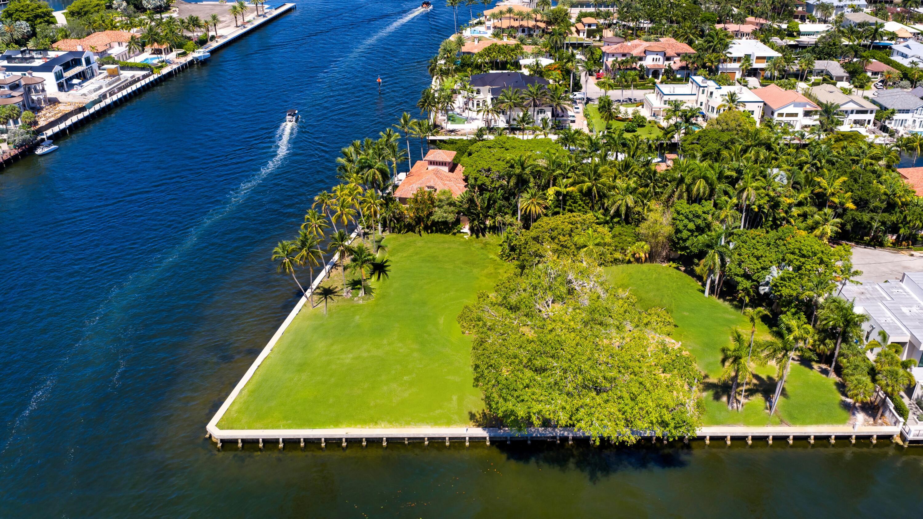 Image 3: mls_1000 Riviera Dr. 44