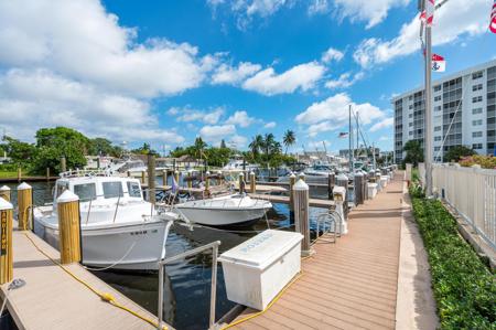 2731 NE 14th Street Causeway