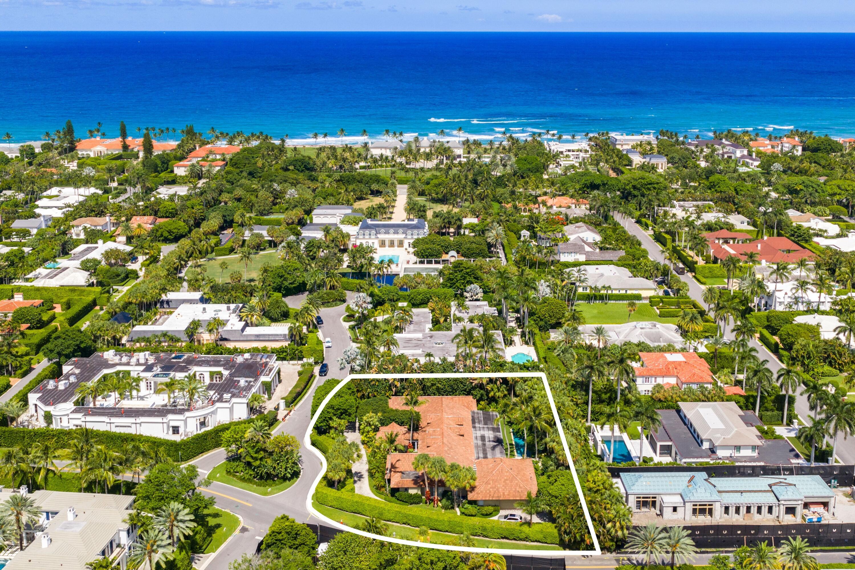 Image 3: 8,000 sf single story home sited on .78 acre priva