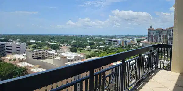 Image 3: 30 foot Terrace