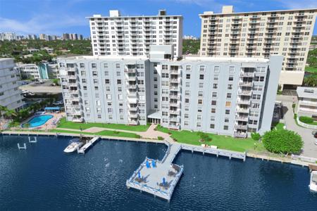 430 Golden Isles Dr