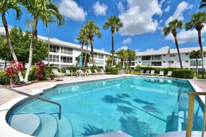 2050 NE 39th Street W