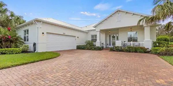 2567 Saint Lucia Circle