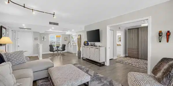 1 Harbourside Drive