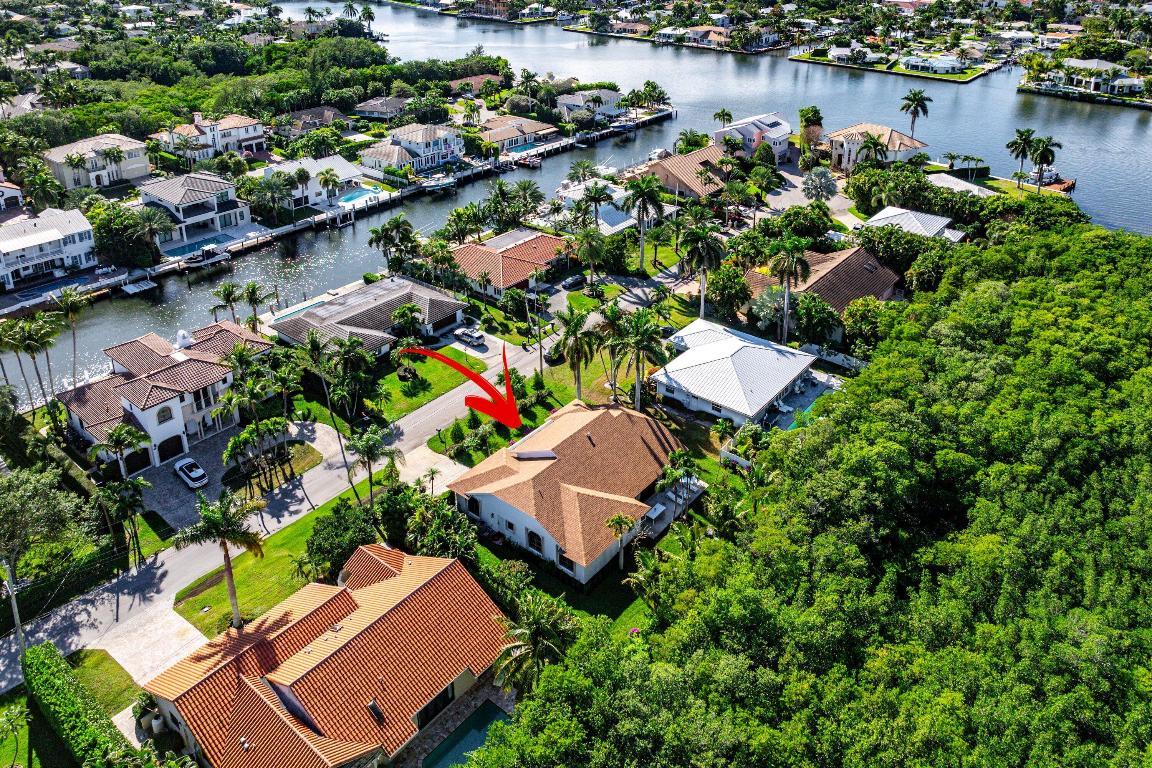 Image 2: 052-48HarbourDriveNorth-BoyntonBeach-FL-