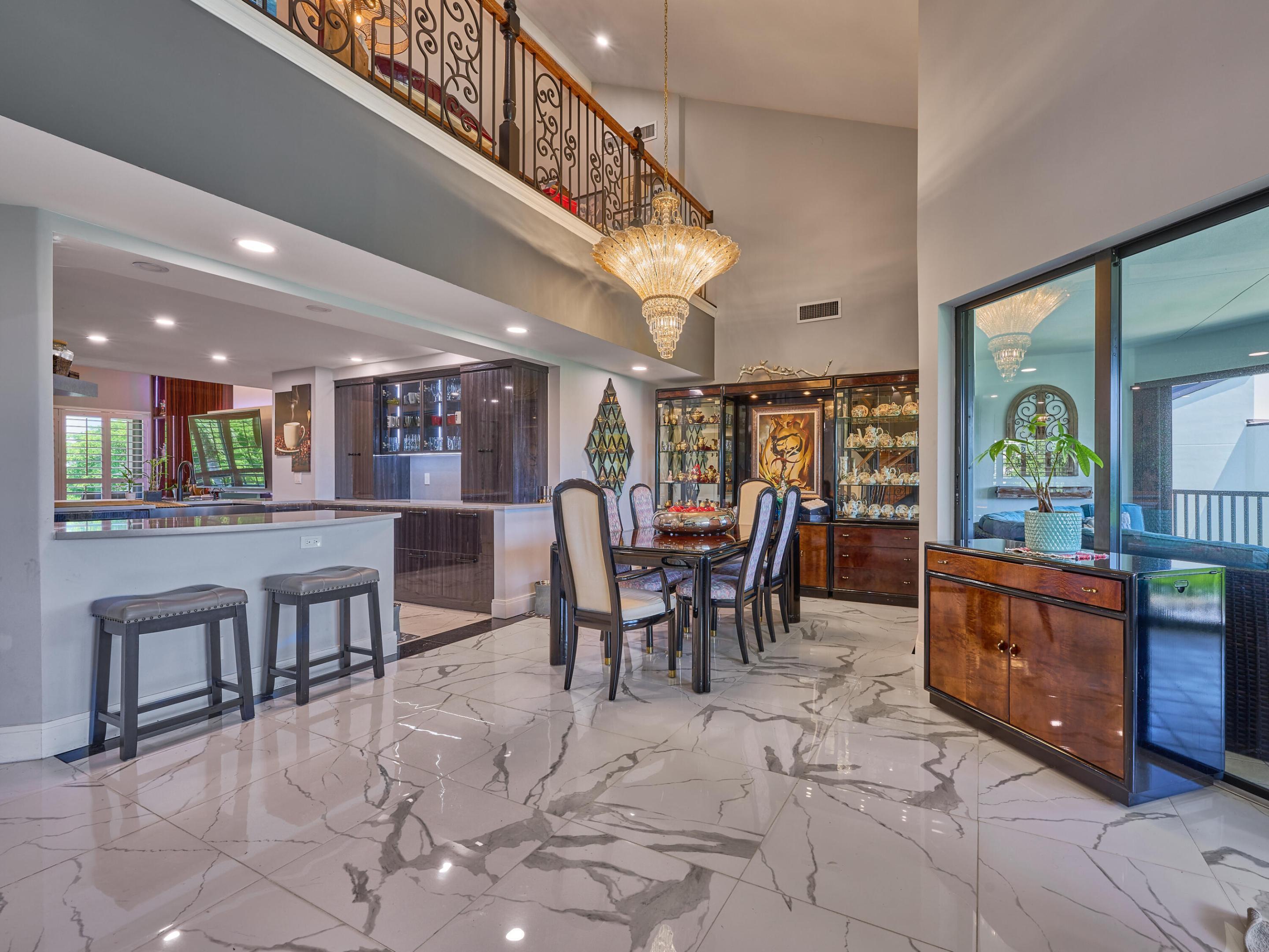 Image 1: 1117 Marine Way E, K4L - 3 Beds, 3 Baths, 4 Balcon