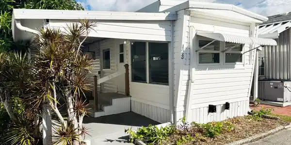 23 Hibiscus Drive