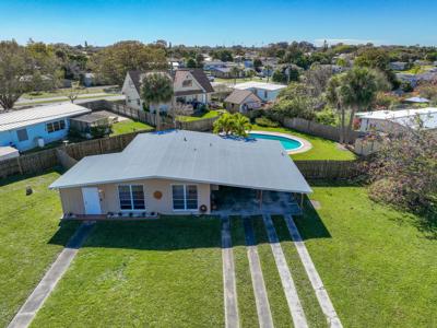 1090 Bianca Drive NE