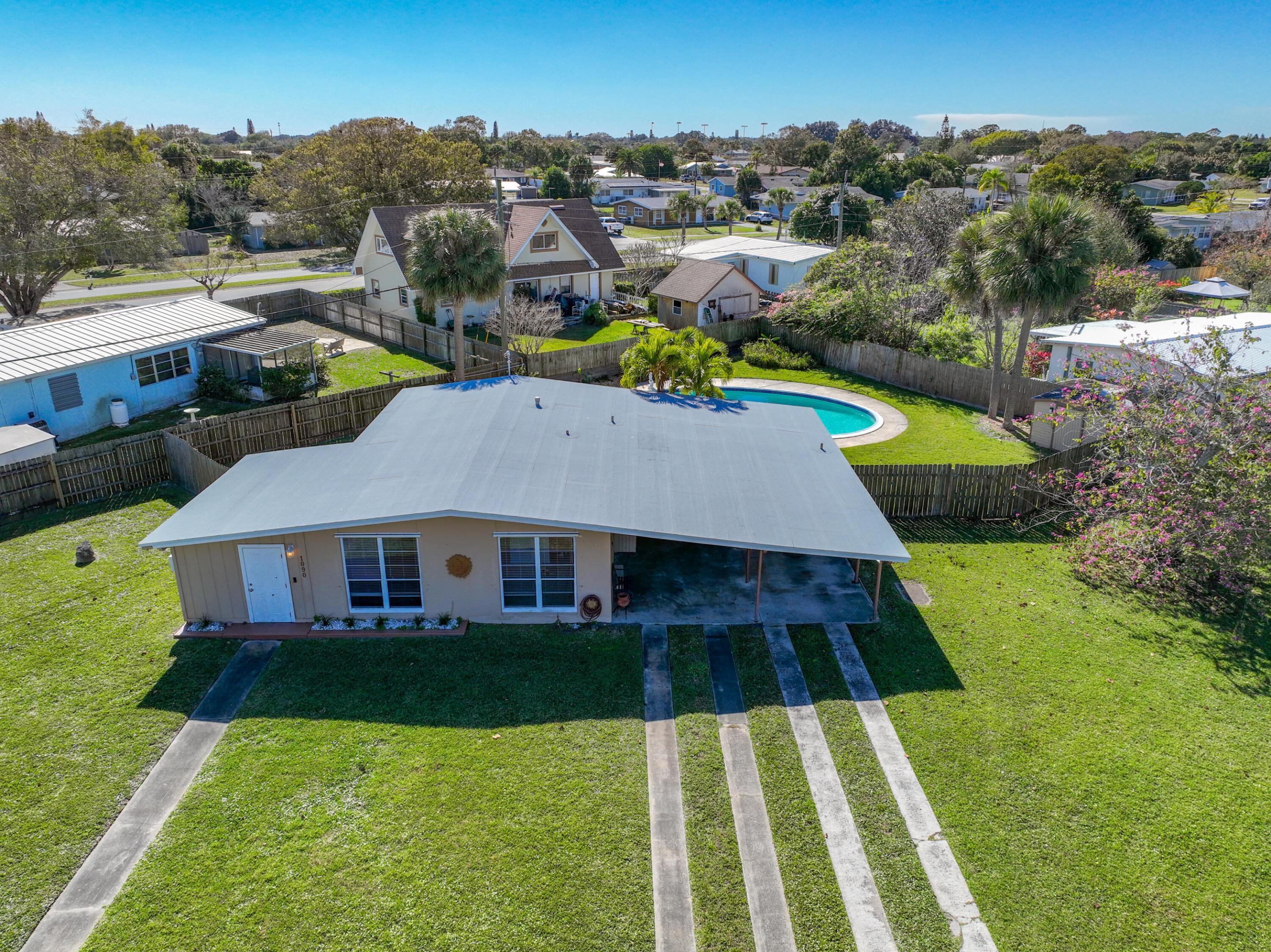 Image 1: 1090 Bianca Drive NE-4