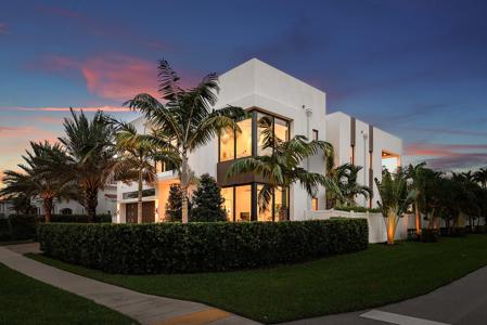 400 NE 4TH Street