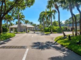 16 Royal Palm Way