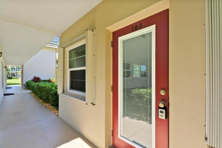 43 Vista Gardens Trail