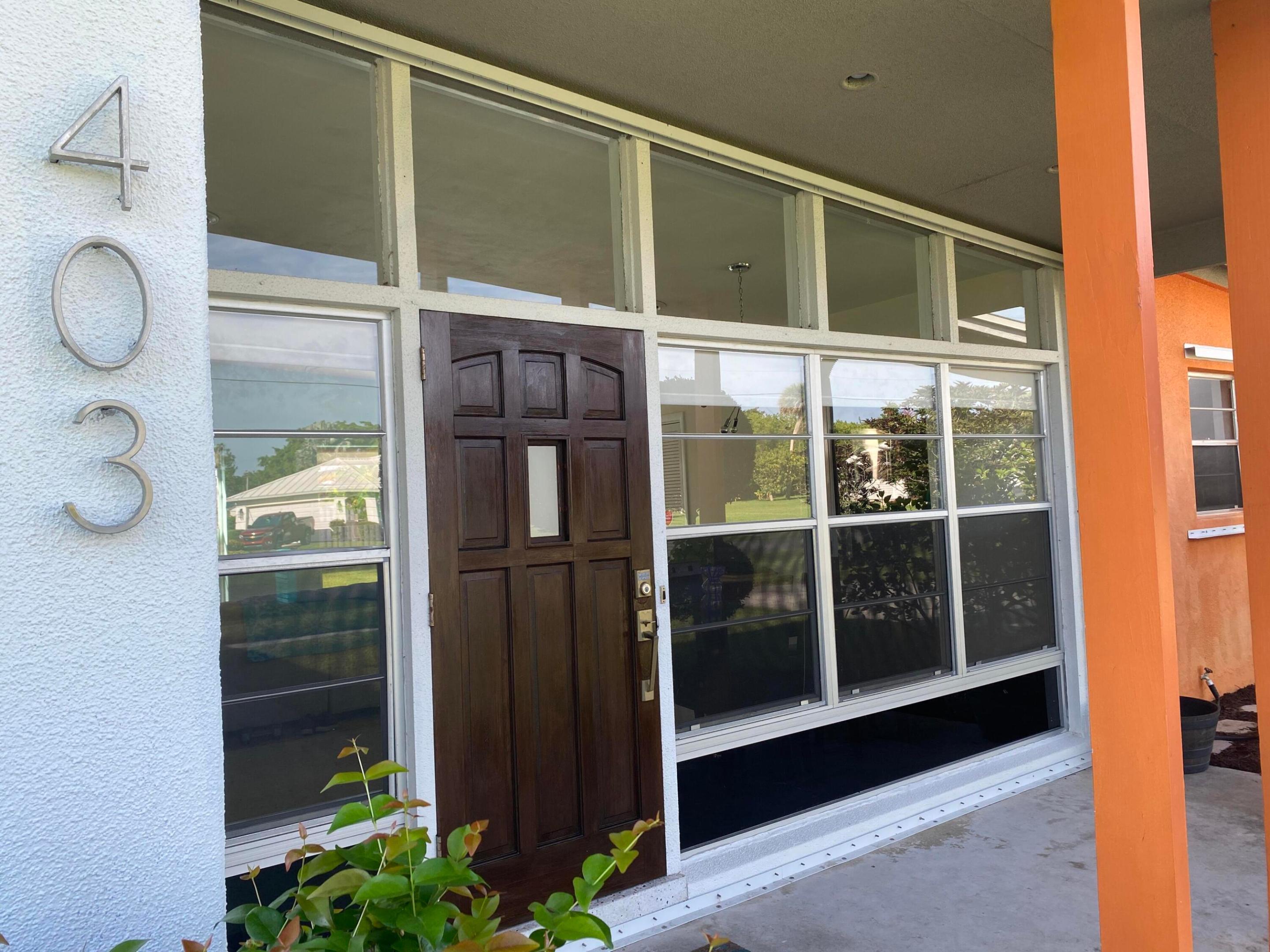 Image 4: 4