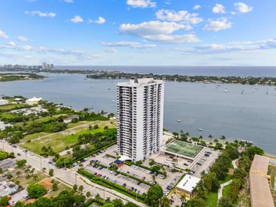 5600 N Flagler Drive