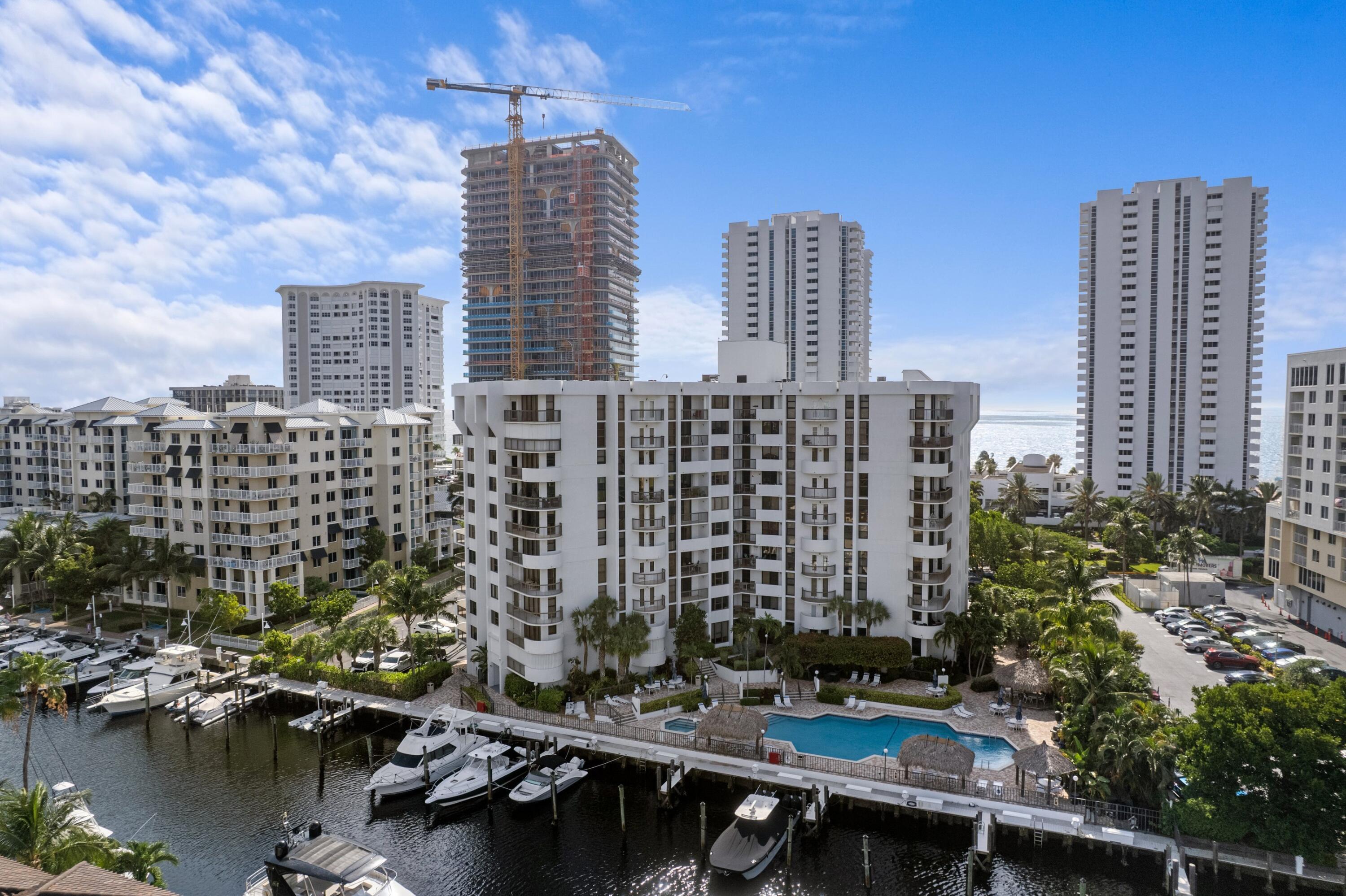 Image 3: Aerial Dock View