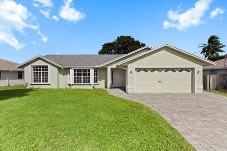 2923 SE Bella Rd