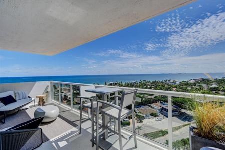 2715 N Ocean Blvd