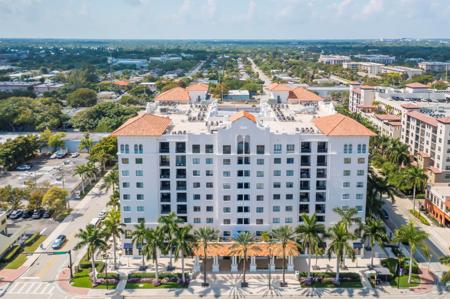 233 S Federal Highway