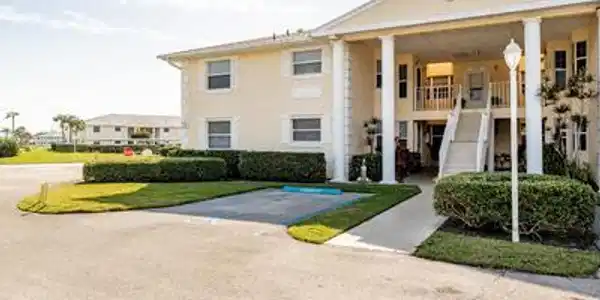 171 Grove Isle Circle