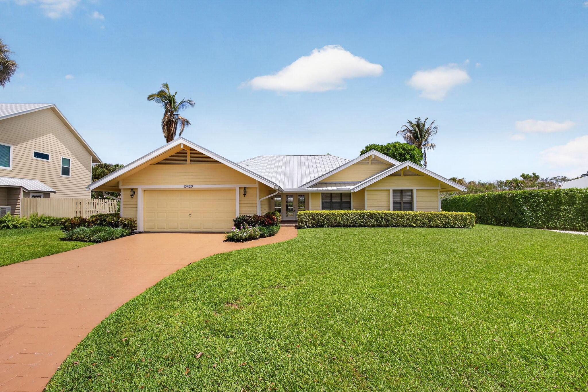 Image 1: 3-web-or-mls-5D1A5798
