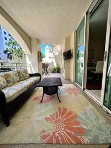 99 SE Mizner Boulevard