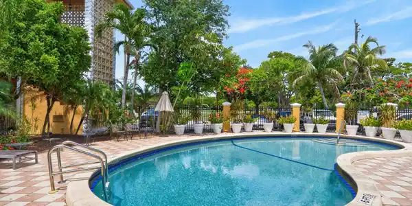 Image 2: 002-004-Community Pool-4000x2663