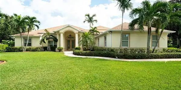 3061 Southern Oaks