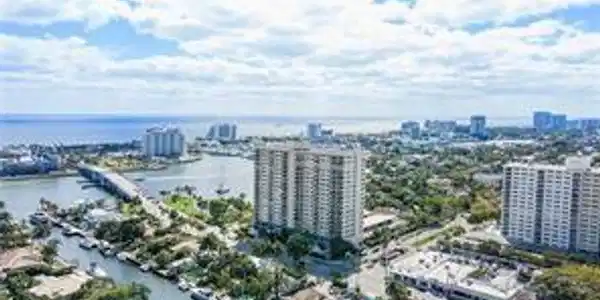 2500 E Las Olas Blvd