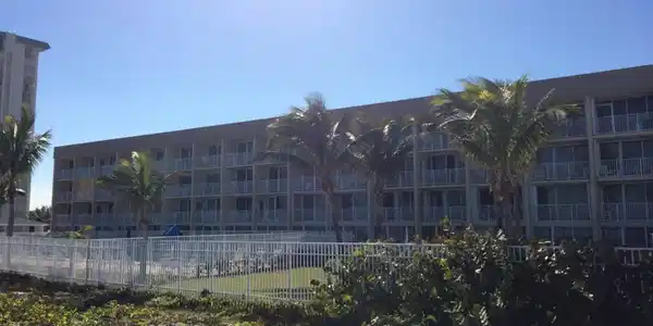 9800 S Ocean Drive